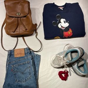 Vintage 90s Disneyland Crewneck Sweatshirt